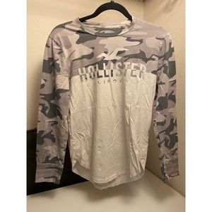 Mens Hollister Gray & White Camouflaged Long Sleeve T-shirt